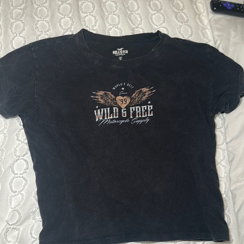 Hollister Black Graphic Tee